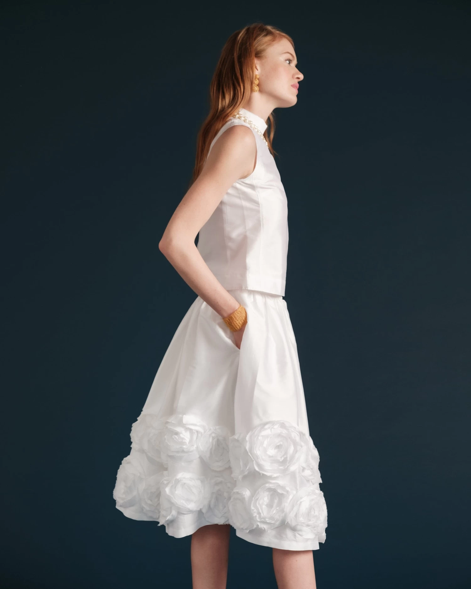 Barbara Skirt Flowers Shantung White 3 Barbara Skirt Flowers Shantung White - Image 3