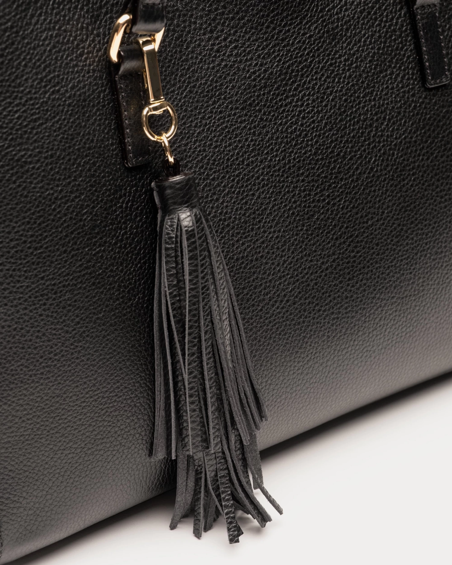 Sami Tote Tumbled Leather Black 4 Sami Tote Tumbled Leather Black - Image 4