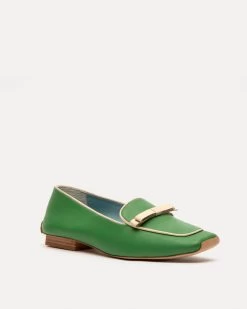 Suzanne Loafer Leather Green Oyster -clothing SS19 SUZANNE LOAFER GRASS 02 9b159f2b 7996 492d 98d1 063a0f7b570a