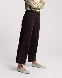 Sally Jean Black -clothing Sally Jean Black03