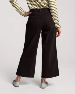 Sally Jean Black -clothing Sally Jean Black04