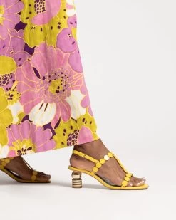 Kiki Mini Dot Heel Yellow 7 Kiki Mini Dot Heel Yellow -clothing Spinnaker Maxi African Daisy01foot89
