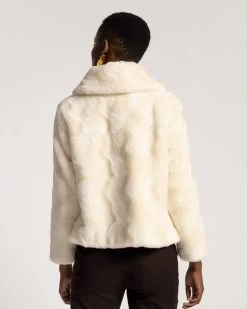 Babe Jacket Ripple Faux Fur White -clothing WHITEFUR 04