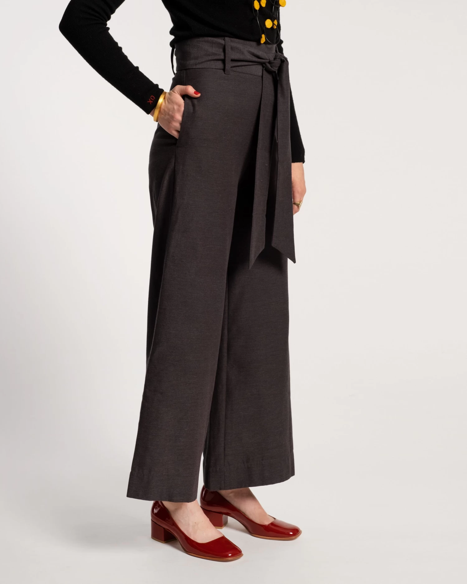 Zoey Belted Cotton Pant Charcoal 3 Zoey Belted Cotton Pant Charcoal - Image 3