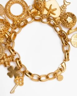 FV Charm Bracelet Gold -clothing charm2