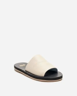 Cloud Slide Sandal Oyster Black -clothing could oyster black 02 cbc4f9a2 72d8 4926 87c3 8eb1282279f3
