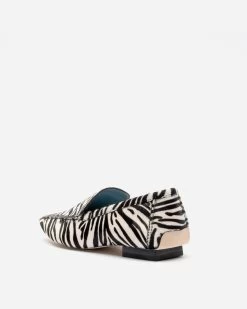 Elyce Loafer Printed Haircalf Zebra -clothing elyce zebra 03 e7e129e9 70ce 4a59 97ff 8ae3649feb35