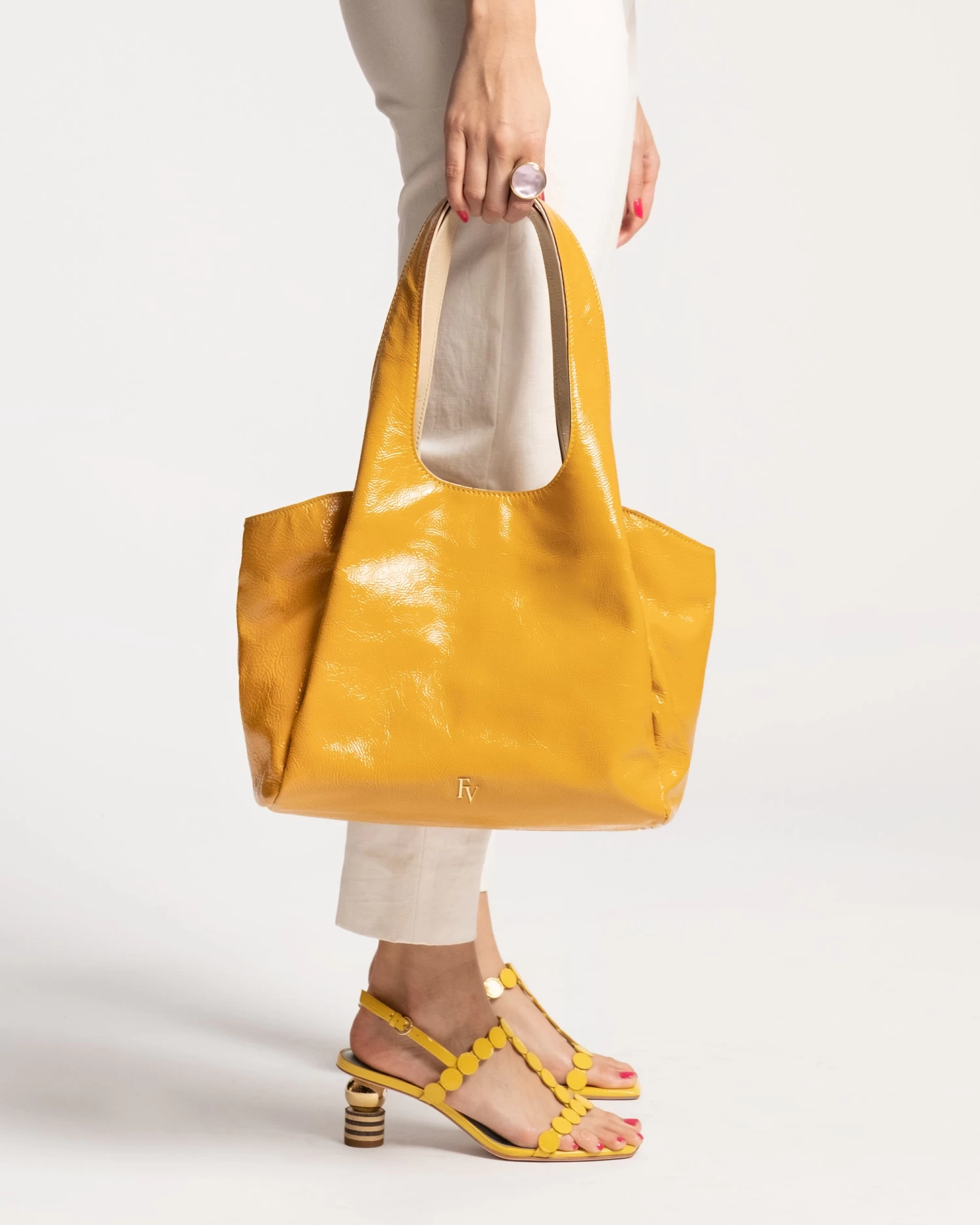 Portia Satchel Naplak Banana Oyster 1 Portia Satchel Naplak Banana Oyster