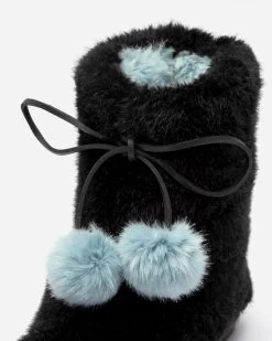 Samantha Boot Faux Fur Black -clothing furbootie4