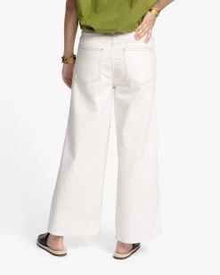 Sally Jean White 7 Sally Jean White -clothing jean white 03 ccdb1bcb 4bbc 4090 8ed7 9d213bccd678